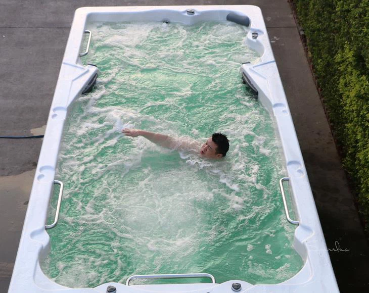 استخر آبگرم 5 متری 5D30