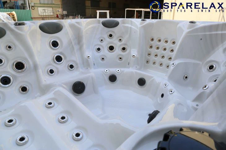 Whirlpool Bathtub For 6 Adult