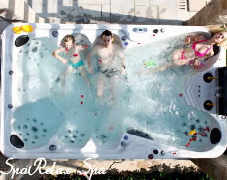 9-10 آبگرم مجلل آبگرم Hot Tub Party Spa